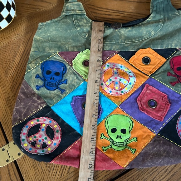 Vintage NEPAL BOHO Hippie PEACE SKULLS Patchwork Shoulder Hippie Bag - Picture 9 of 11